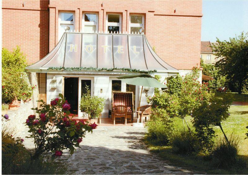 Hotel-Park-Residenz อัสเชิร์สเลเบน ภายนอก รูปภาพ